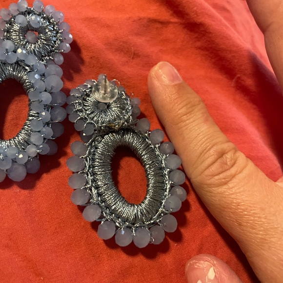 Anthropologie new with out tags periwinkle summer earrings - Picture 3 of 4